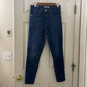 Mile high super skinny Levi’s